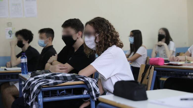 Υπουργείο Παιδείας: Τα μέτρα στα σχολεία τηρούνται με υποδειγματικό τρόπο