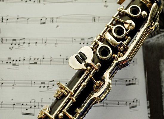 Σχετικά με την εξέταση και το ρεπερτόριο του πανελλαδικώς εξεταζόμενου μουσικού μαθήματος «Μουσική Εκτέλεση και Ερμηνεία» σύμφωνα με το νέο τρόπο εισαγωγής στα Μουσικά Τμήματα της χώρας, από τις Πανελλαδικές εξετάσεις έτους 2024 και εφεξής